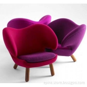 Pelikan Chair